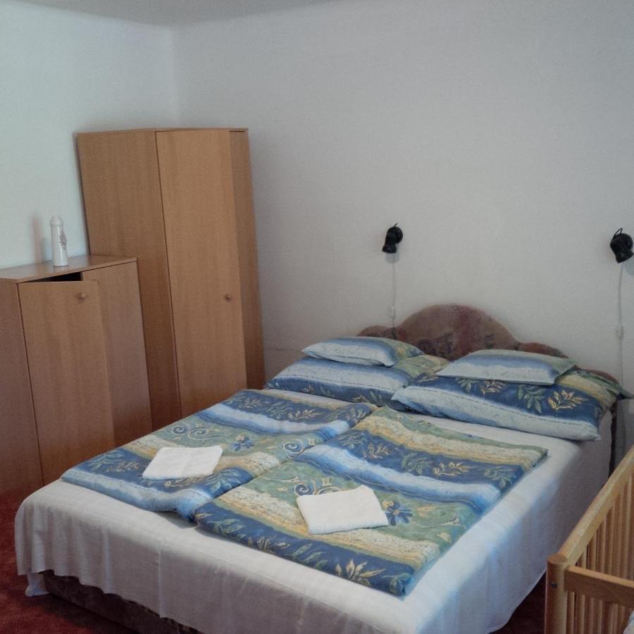 Reteshaz Strudelhaus Apartmanhaz Appartement Vonyarcvashegy Buitenkant foto